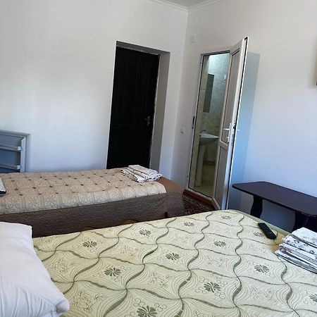 Guest House Arbat Cholpon-Ata Bagian luar foto