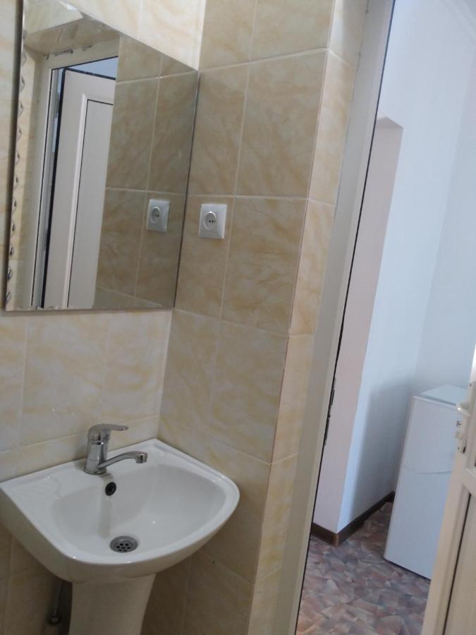 Guest House Arbat Cholpon-Ata Bagian luar foto