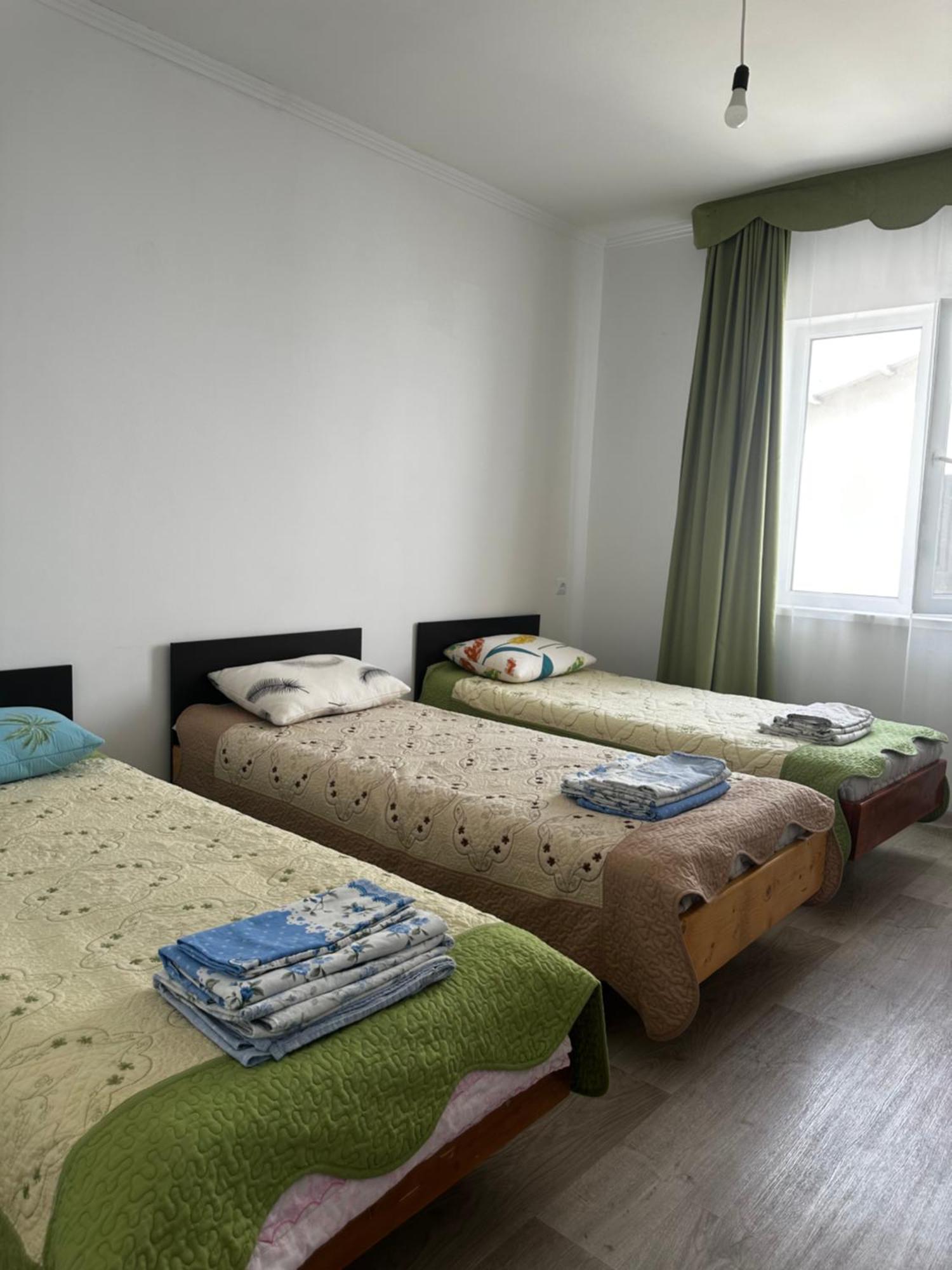 Guest House Arbat Cholpon-Ata Bagian luar foto