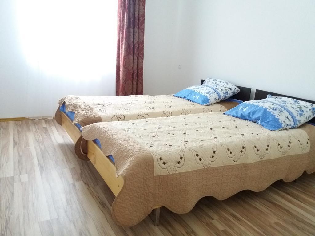 Guest House Arbat Cholpon-Ata Bagian luar foto
