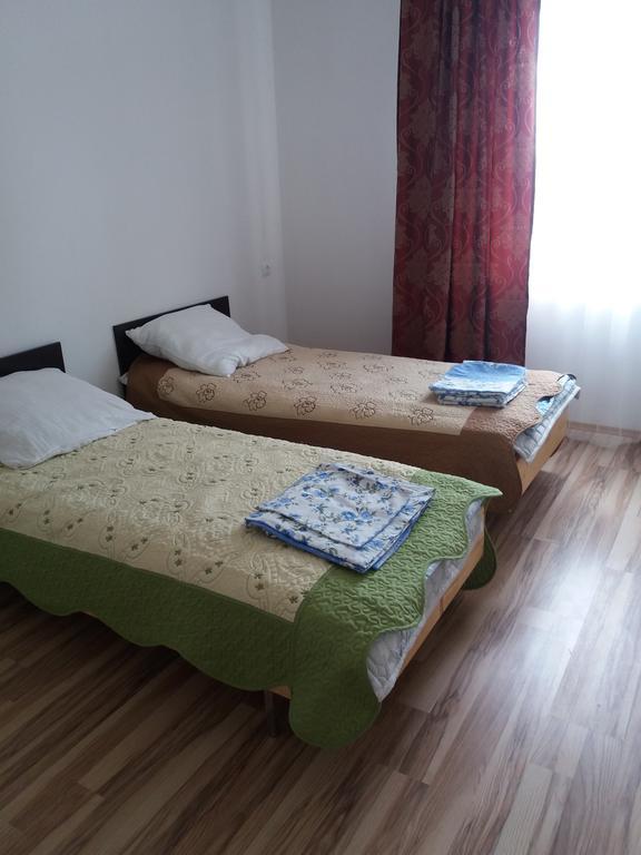 Guest House Arbat Cholpon-Ata Bagian luar foto