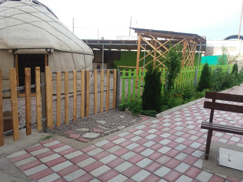 Guest House Arbat Cholpon-Ata Bagian luar foto